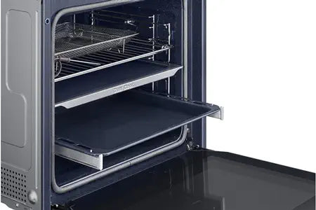 Four encastrable Samsung NV7B5675WAK