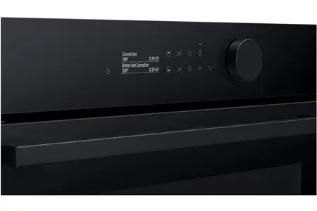 Four encastrable Samsung NV7B5675WAK