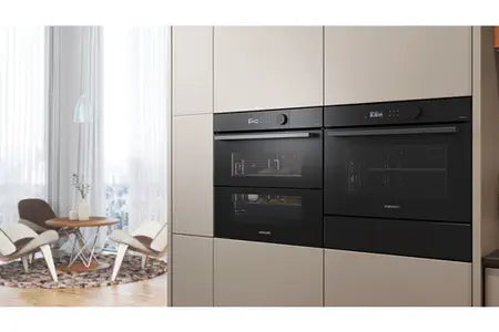 Four encastrable Samsung NV7B5675WAK